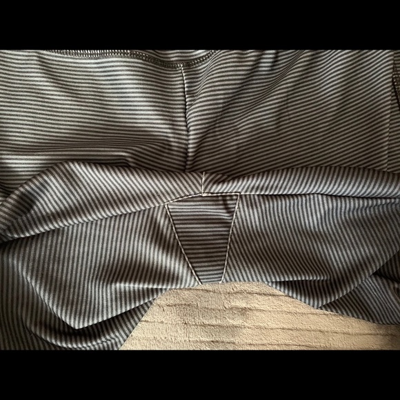 ✨3 for $25✨ Danskin Now crop leggings - Picture 5 of 11